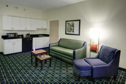 Fairfield Inn by Marriott East Lansing - image 12