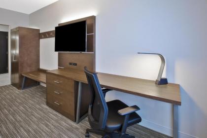 Holiday Inn Express & Suites - Okemos - University Area an IHG Hotel - image 7