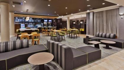 Courtyard by Marriott East Lansing Okemos - image 9