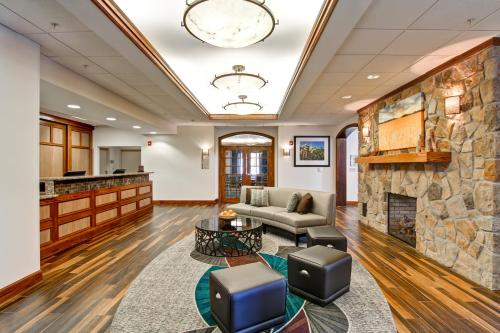 Homewood Suites by Hilton Oklahoma City-West - image 3