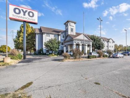 OYO Townhouse Oklahoma City Airport - image 4