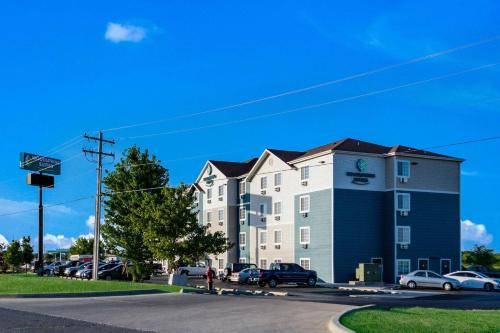 WoodSpring Suites Oklahoma City Southeast - image 3