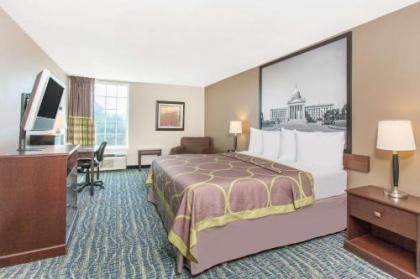 Super 8 by Wyndham Oklahoma City - image 3