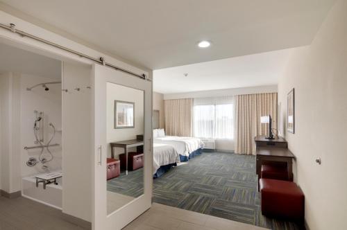 Hampton Inn Oklahoma City Northeast OK - image 4