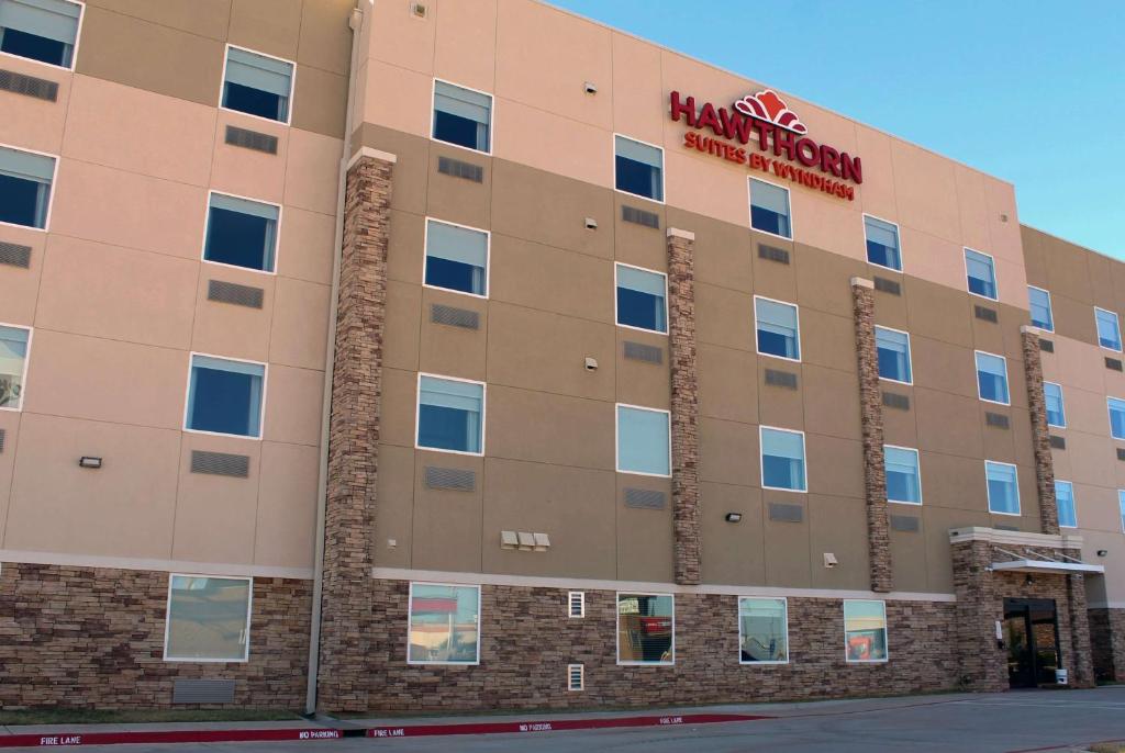 Hawthorn Suites by Wyndham Oklahoma City Airport Fairground - main image