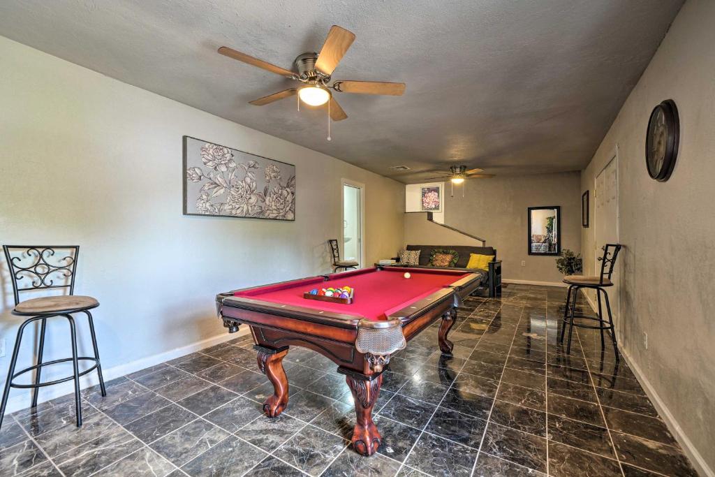 OKC Home with Fenced-In Backyard and Pool Table - image 3