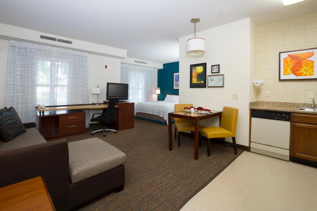 Residence Inn Kansas City Olathe - main image