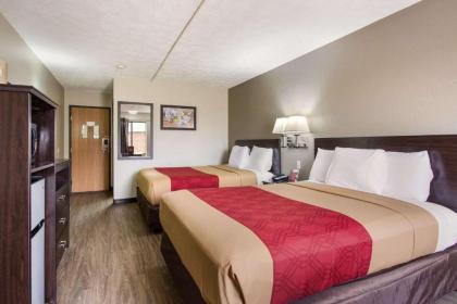 Econo Lodge Olathe - Kansas City - image 7