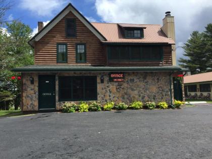 Pine Knoll Hotel Old Forge