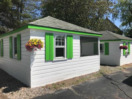 Lighthouse Cabins - main image