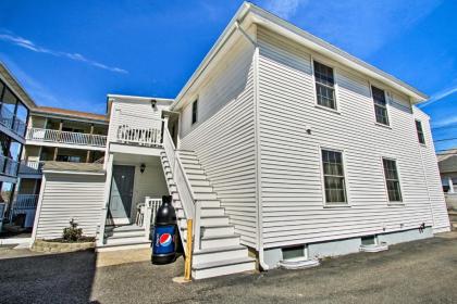 Old Orchard Beach Apt - Walk to Beach and Pier! - image 8