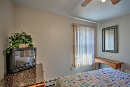 Old Orchard Beach Apt - Walk to Beach and Pier! - image 9