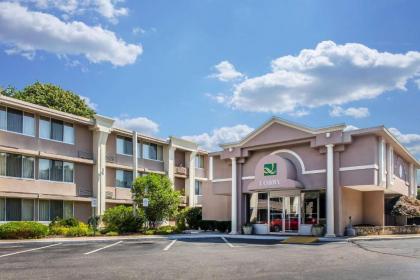 Quality Inn Old Saybrook - image 1