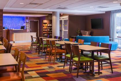 Fairfield Inn & Suites by Marriott Olean - image 8