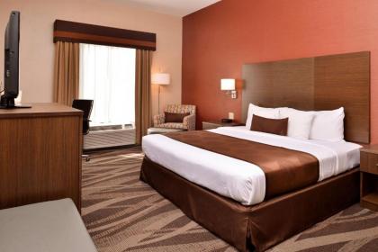 Best Western Plus University Inn - image 10