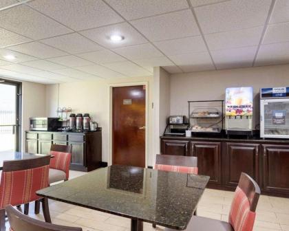 Quality Inn Olive Branch - image 11