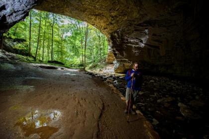 Carter Caves State Resort Park - image 9