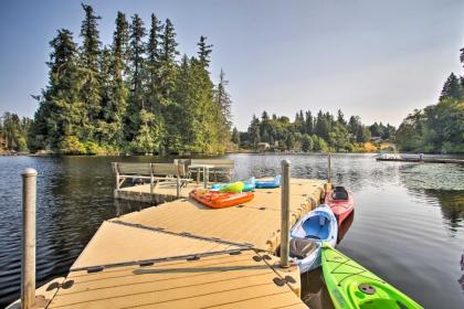 Renovated Olympia Cabin with Private Dock on Lake - image 14