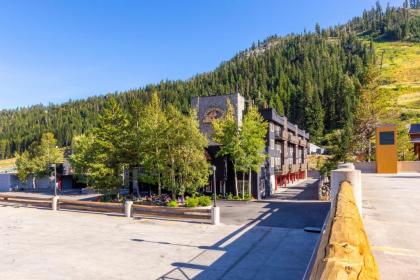 Red Wolf Lodge At Squaw Valley - image 7