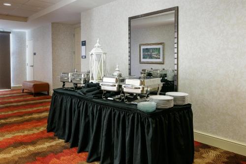 Hilton Garden Inn Omaha West - image 4