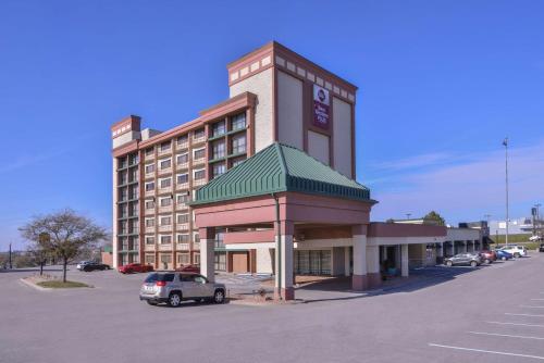 Best Western Plus Midwest Inn - main image