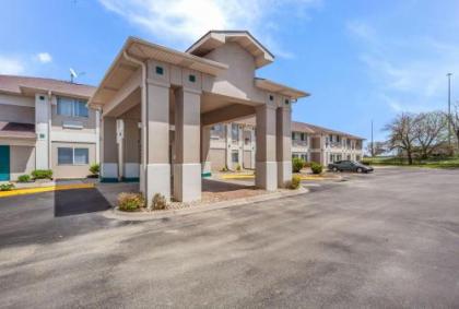 Quality Inn & Suites West Omaha - NE Linclon - image 2