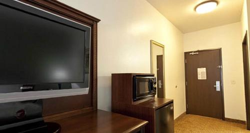 Holiday Inn Express Hotel & Suites Cherry Hills an IHG Hotel - image 3