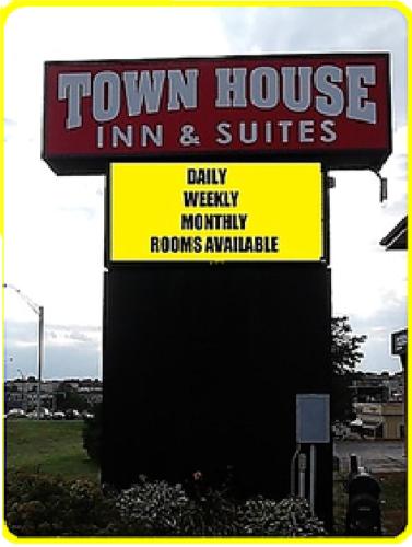 Townhouse Inn & Suites Omaha - main image