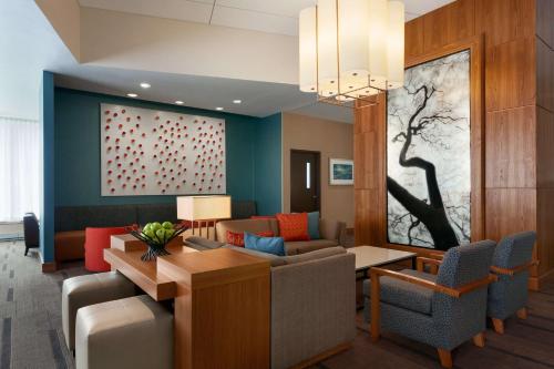 Hyatt Place Omaha/Downtown-Old Market - image 3