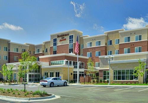 Residence Inn by Marriott Omaha Aksarben Village - main image