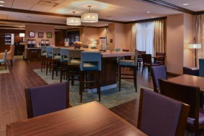 Hampton Inn Omaha Midtown-Aksarben - image 3