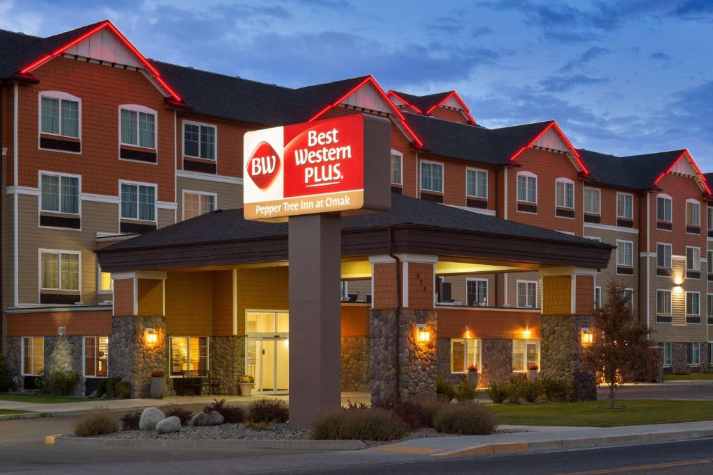 Best Western PLUS Peppertree Inn at Omak - image 2