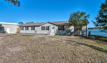 Lake Livingston House with Hot Tub Dock and Views! - image 7