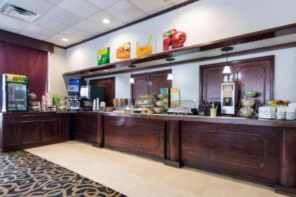 Quality Inn Oneonta Cooperstown Area - image 11