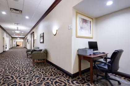 Quality Inn Oneonta Cooperstown Area - image 15