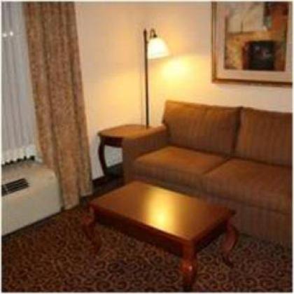 Hampton Inn Oneonta - image 14