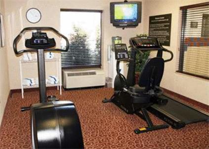 Hampton Inn Oneonta - image 3