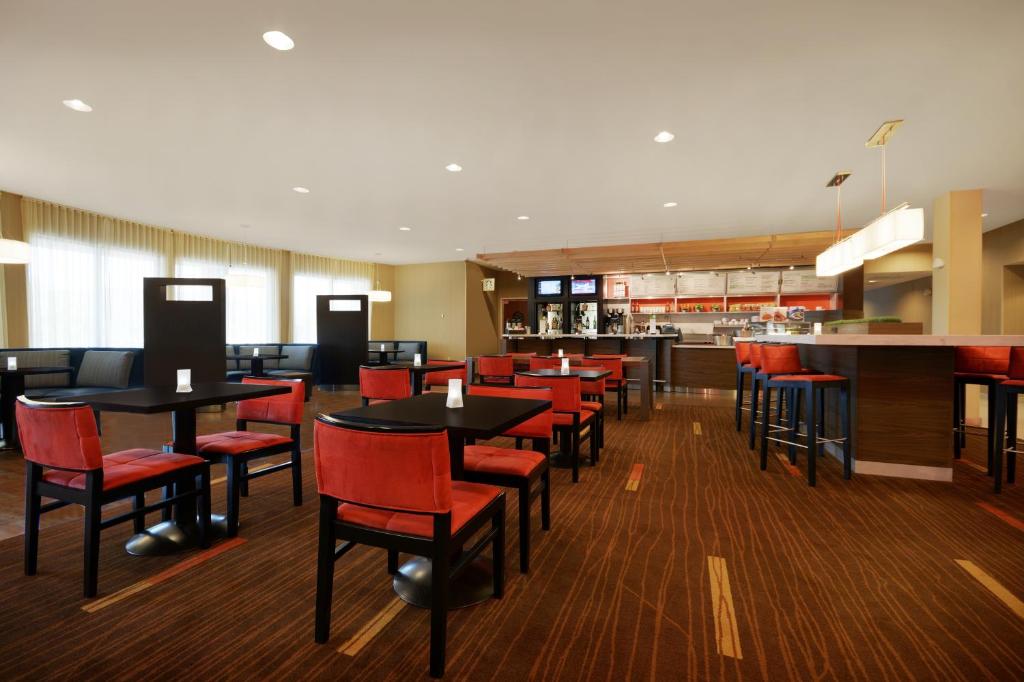 Courtyard by Marriott Oneonta - image 2