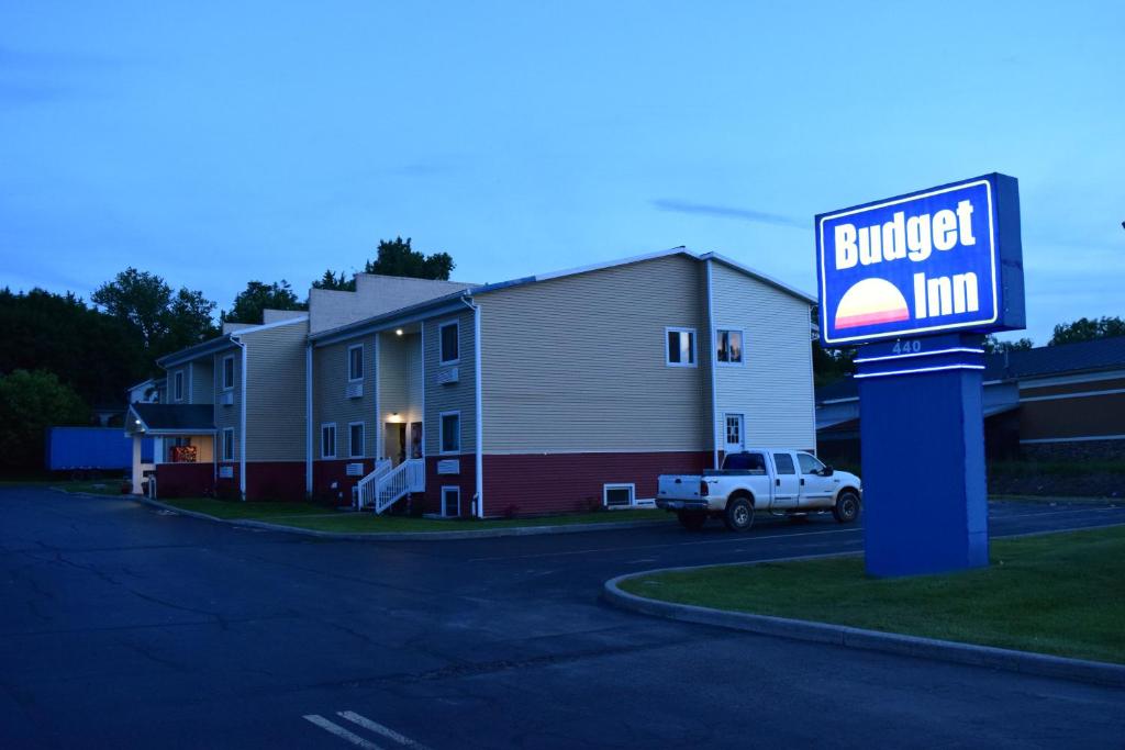 Budget Inn Ontario - main image