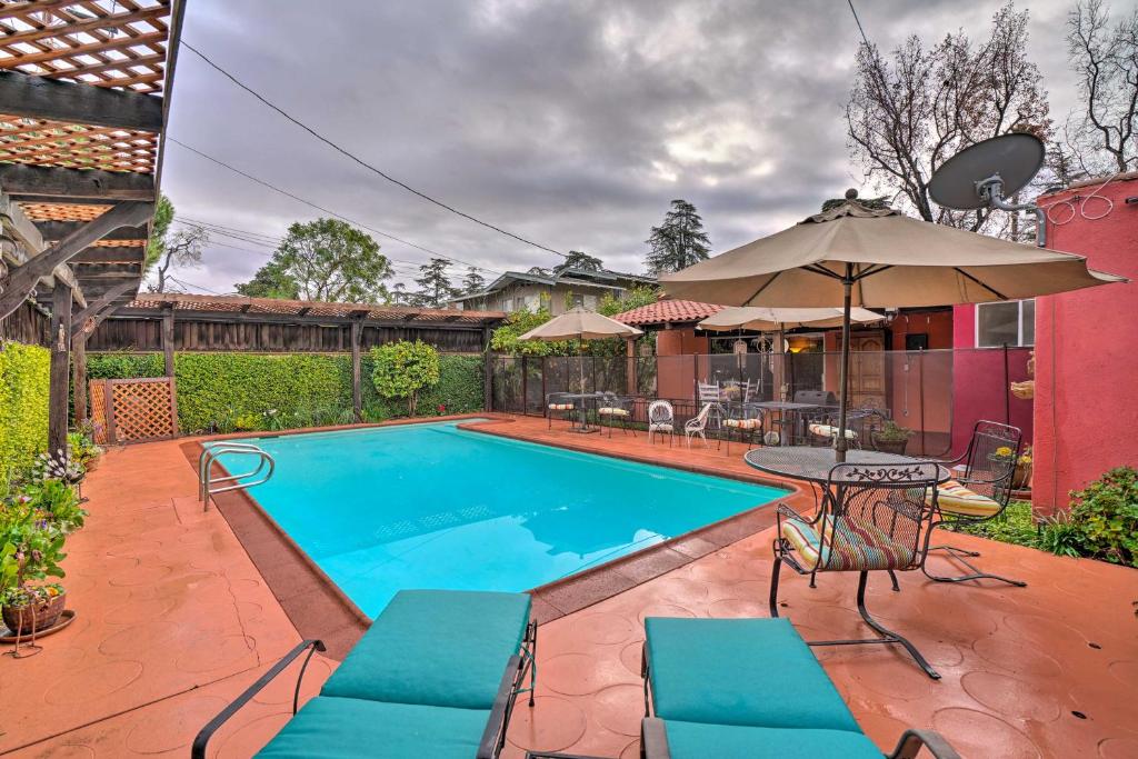 Classy SoCal Spanish Villa-Pool and Grand Piano - image 5