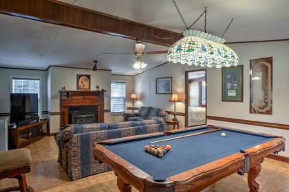 Ooltewah Cabin with Grill Pool Table and Porch! - image 15