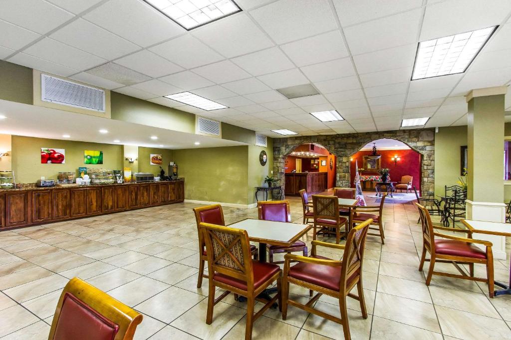 Quality Inn Opelika - Auburn - image 5