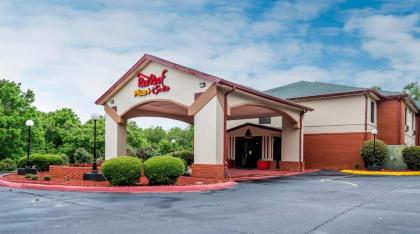 Red Roof PLUS  Suites Opelika