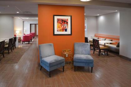 Hampton Inn Opelousas - image 15