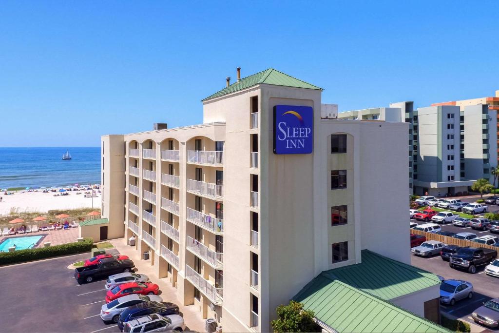 Sleep Inn on the Beach - main image