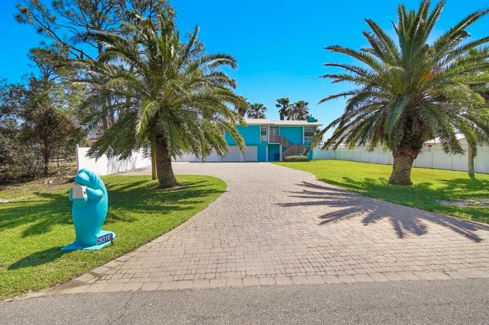 Fun In The Sun House - main image