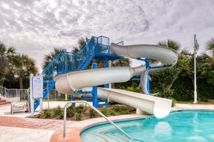 Caribe Resort - image 4