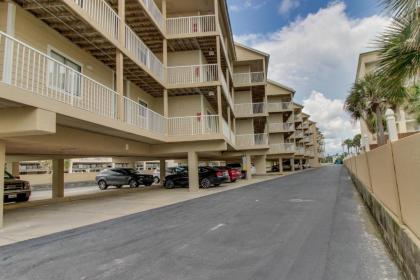 Romar Beach Condos - image 2