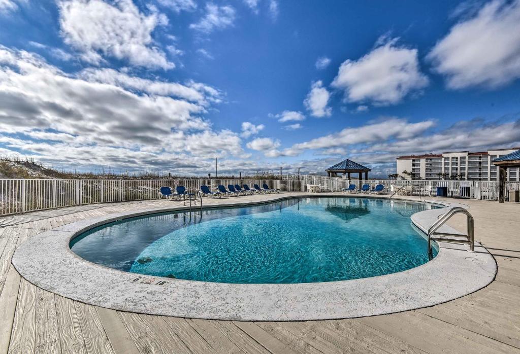 Orange Beach Retreat with 4 Pools - Walk to Beach! - image 5