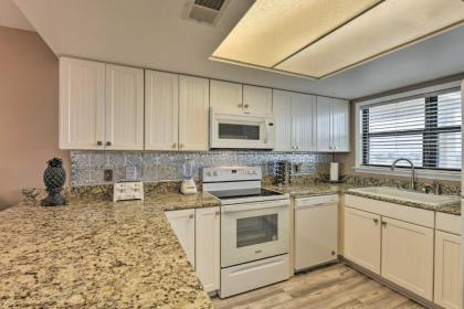 Exquisite Orange Beach Condo with Pool and Ocean Views! - image 15